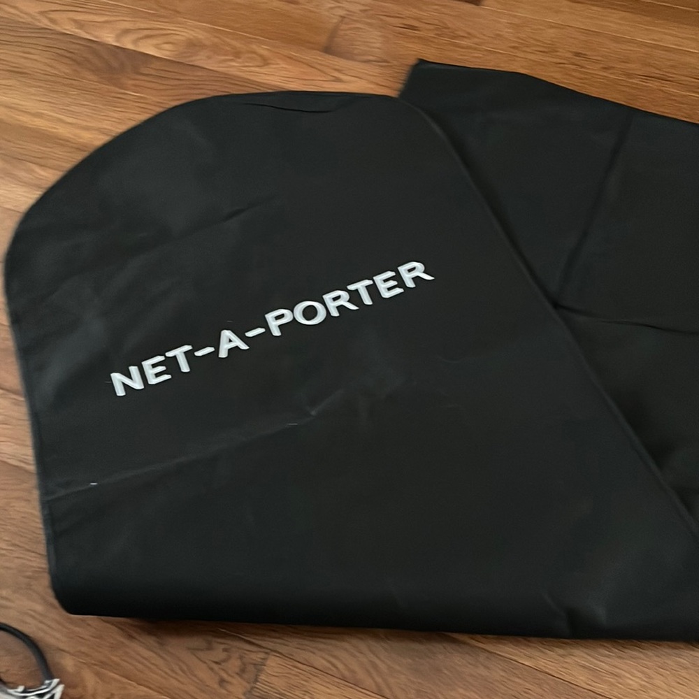 Net-A-porter black hamper with the zipper